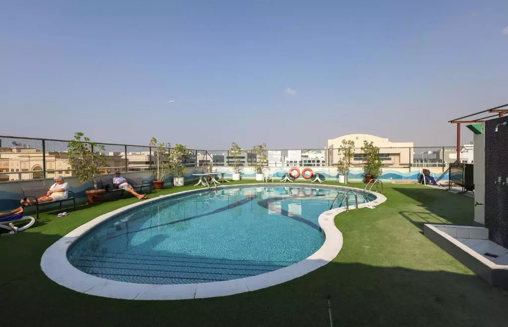 Aavri Hotel